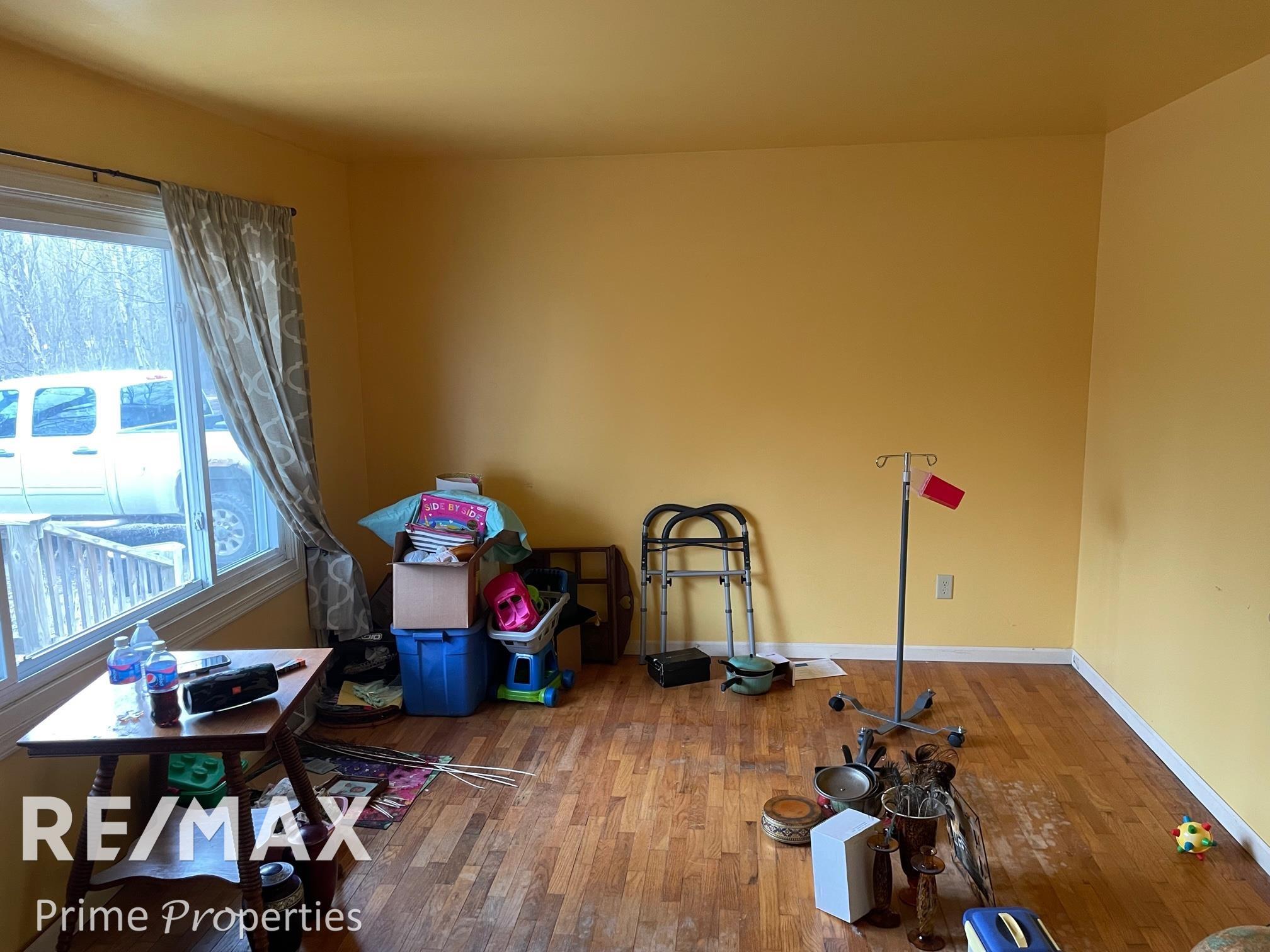 8125 Harris Road Millington, MI 48746 - Photo 8 of 33 50098961-8.JPG