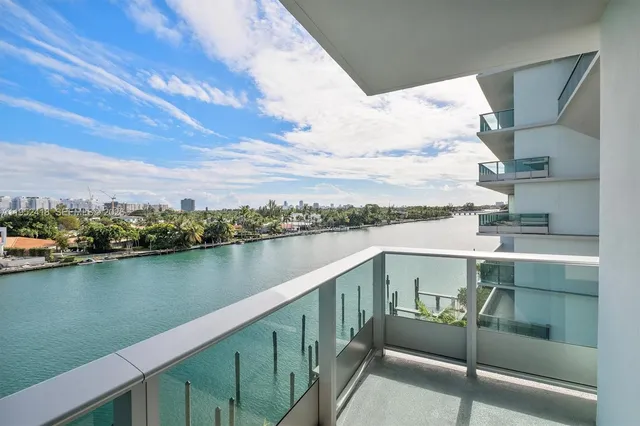 a front view of a building