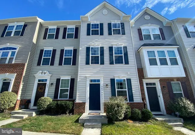 $2,195 | 505 Rolling Valley Drive, Fredericksburg, VA 22405