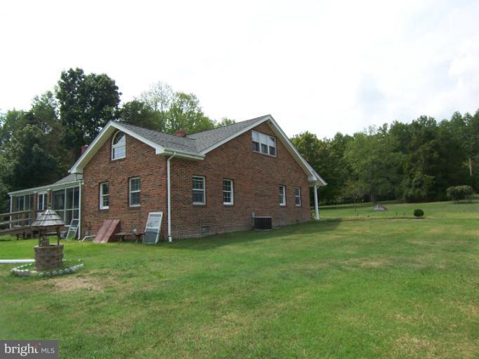 24664 Half Pone Point Road Hollywood, MD 20636 - Photo 12 of 18 Exterior (General)