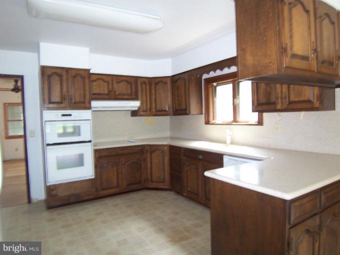 24664 Half Pone Point Road Hollywood, MD 20636 - Photo 14 of 18 Kitchen