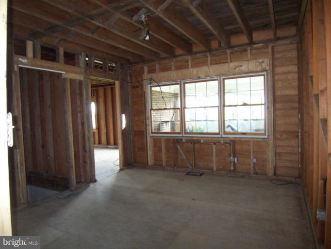 24664 Half Pone Point Road Hollywood, MD 20636 - Photo 17 of 18 Interior (General)
