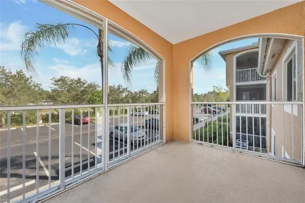 $2,350 | 1865 Florida Club Drive, Unit 6211, Naples, FL 34112