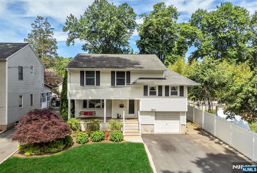 799 Millbrook Road River Edge, NJ 07661 - Photo 33 of 49