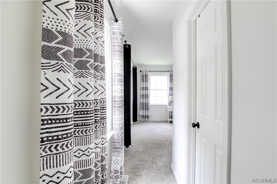 5709 Ridge Point Court Midlothian, VA 23112 - Photo 28 of 40 a view of entryway