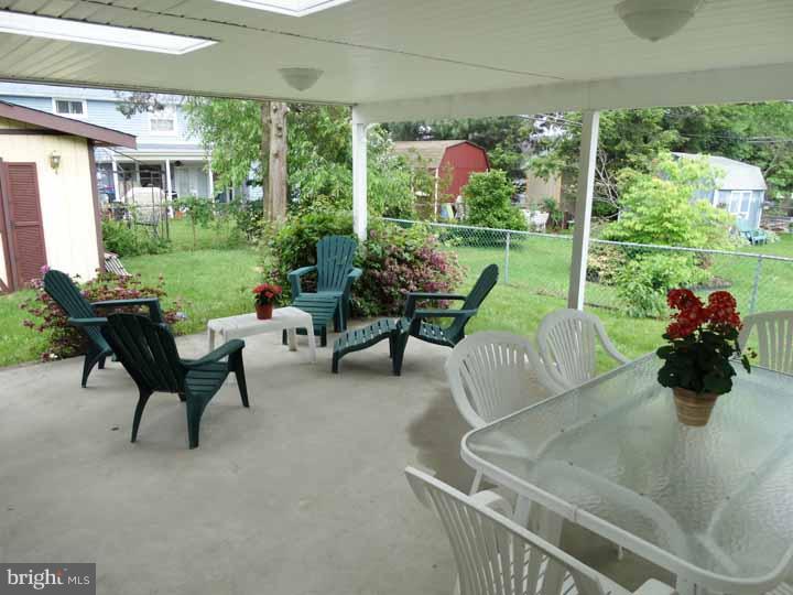 40 Umber Road Levittown, PA 19056 - Photo 19 of 20 Porch