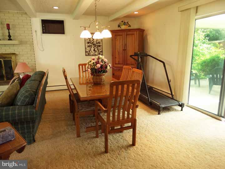 40 Umber Road Levittown, PA 19056 - Photo 9 of 20 Gallery Image 9