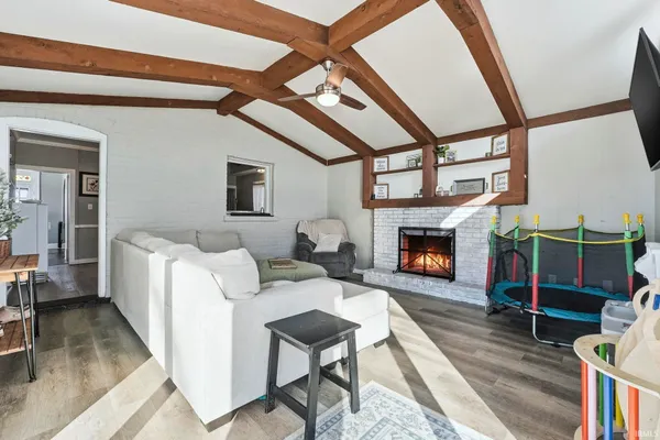 $229,900 | 5621 Lower Huntington Road, Fort Wayne, IN 46809