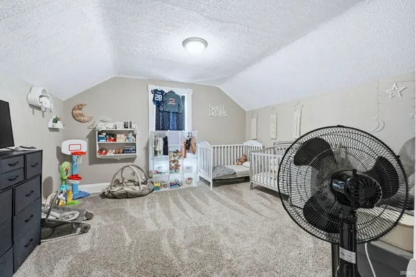 $229,900 | 5621 Lower Huntington Road, Fort Wayne, IN 46809
