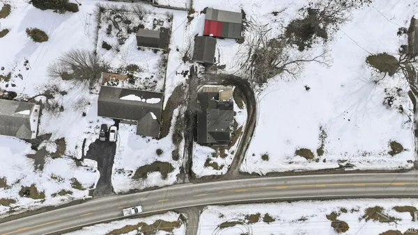 $229,900 | 5621 Lower Huntington Road, Fort Wayne, IN 46809