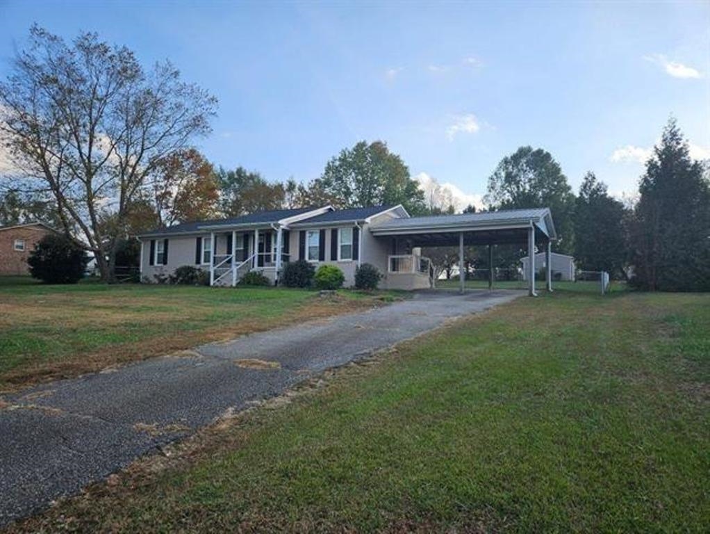 108 Saluda Road Moore, SC 29369 - Photo 3 of 36 Gallery Image 3