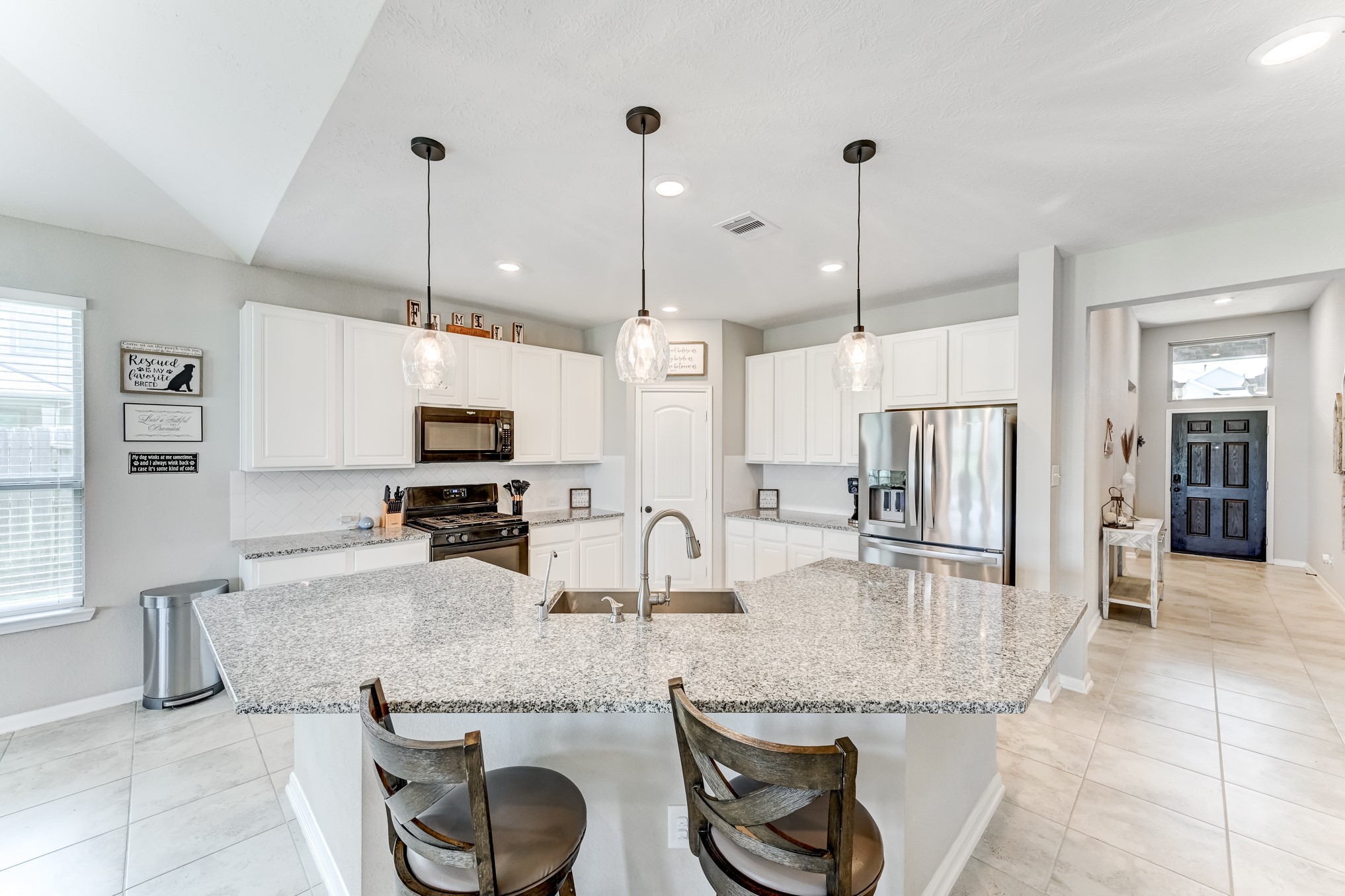 25307 Champion Ridge Court Katy, TX 77493 - Photo 17 of 48 Kitchen