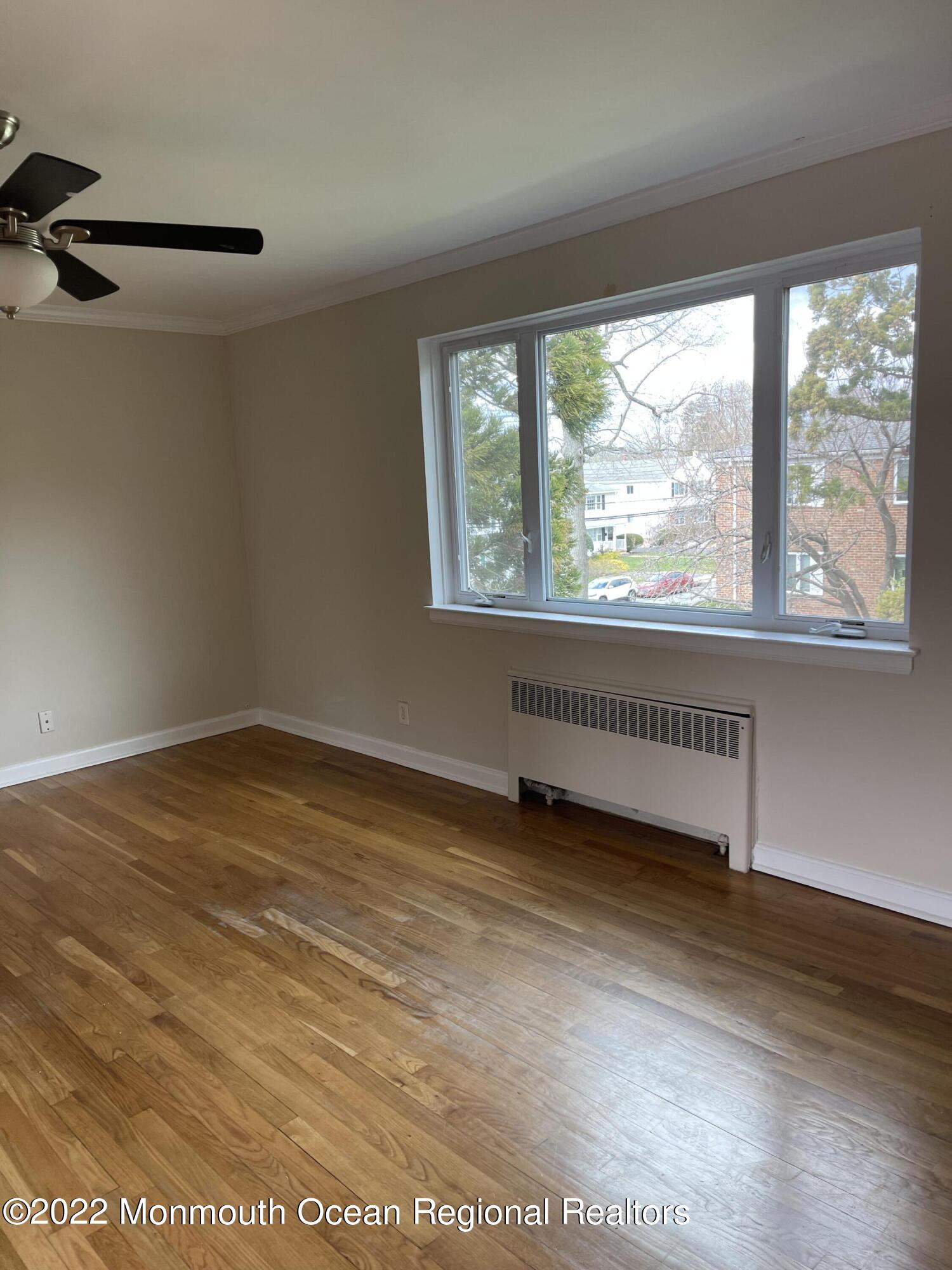 293 Spring Street, Unit 16C Red Bank, NJ 07701 - Photo 3 of 8 Living room
