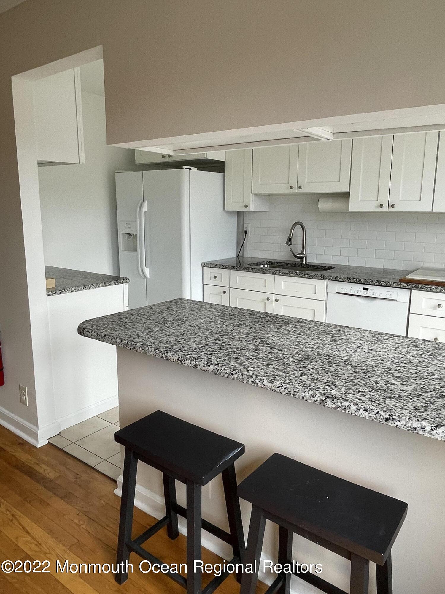 293 Spring Street, Unit 16C Red Bank, NJ 07701 - Photo 5 of 8 Kitchen