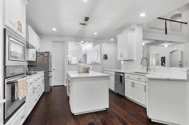 $902,100 | 6616 Shadow Rock Drive, Plano, TX 75024