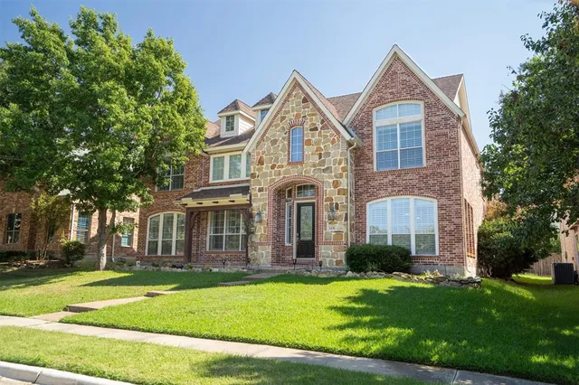 $902,100 | 6616 Shadow Rock Drive, Plano, TX 75024