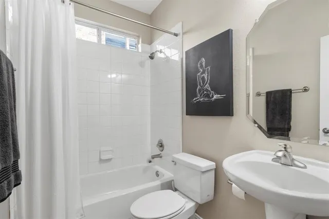 $902,100 | 6616 Shadow Rock Drive, Plano, TX 75024