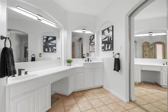 $902,100 | 6616 Shadow Rock Drive, Plano, TX 75024