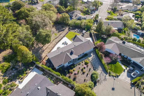 $1,890,000 | 15 Aspinwall Court, Orinda, CA 94563