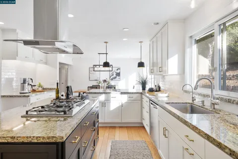 $1,890,000 | 15 Aspinwall Court, Orinda, CA 94563