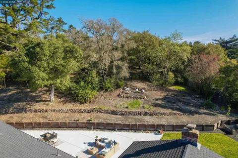 $1,890,000 | 15 Aspinwall Court, Orinda, CA 94563