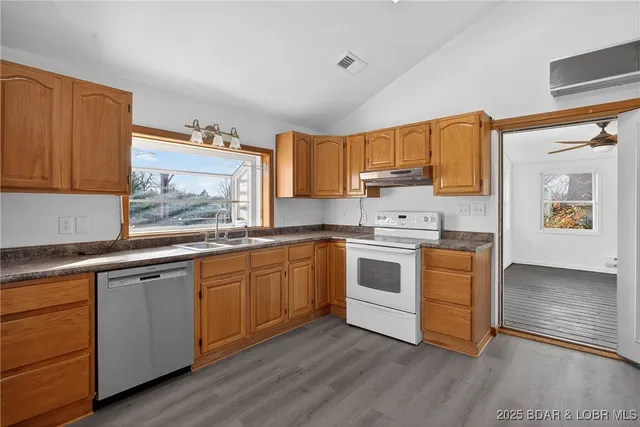 $189,900 | 15755 Chat Avenue, Cole Camp, MO 65325