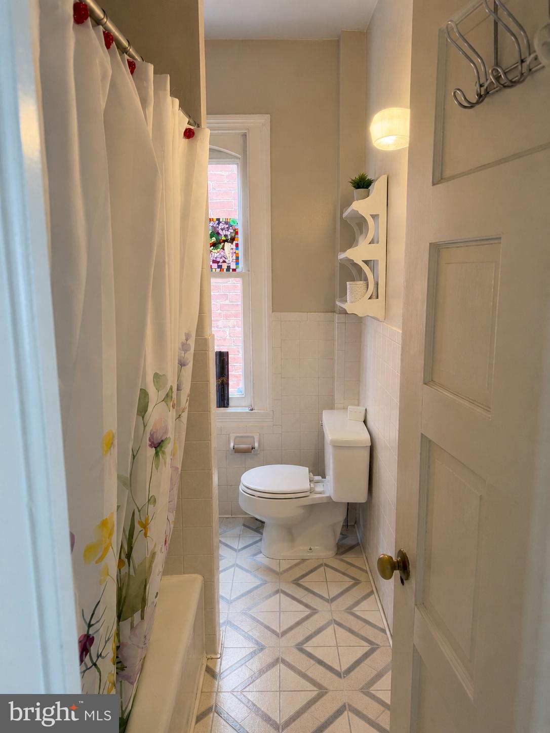 327 East 3rd Street Frederick, MD 21701 - Photo 17 of 26 2nd level shower & tub full bathroom
