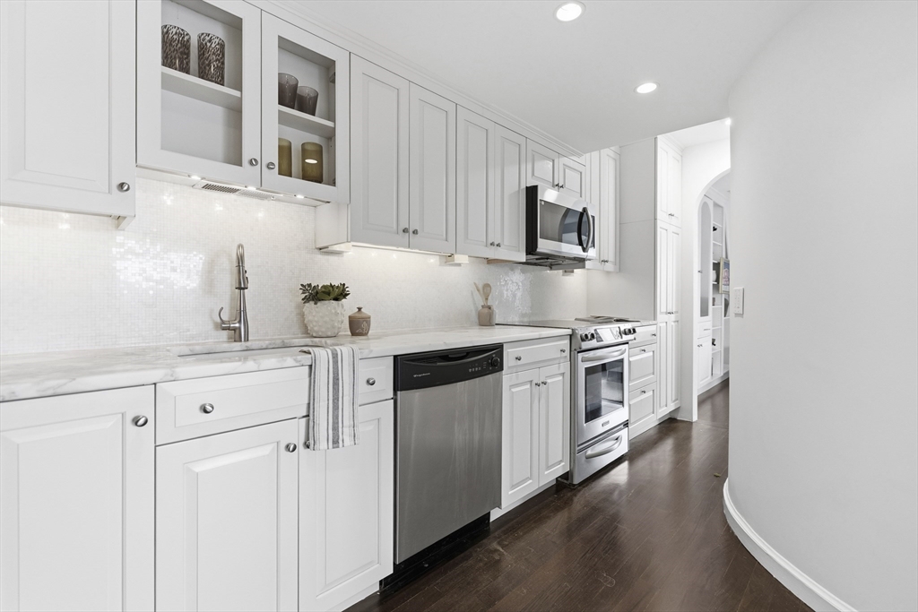 124 Beacon Street, Unit PH1 Boston, MA 02116 - Photo 7 of 15