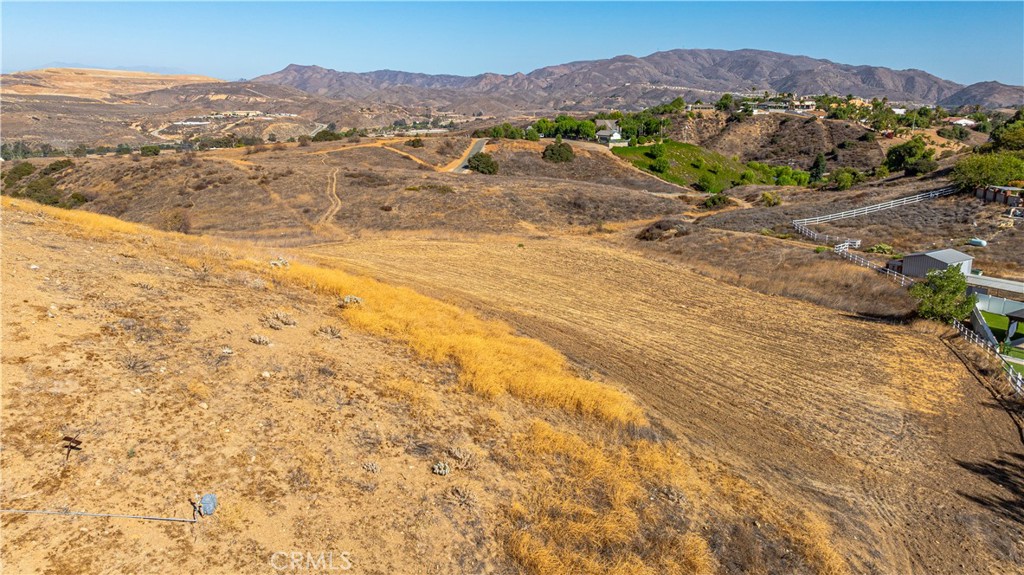 0 Knabe Road Corona, CA 92883 - Photo 17 of 23 a view of an ocean and a mountain