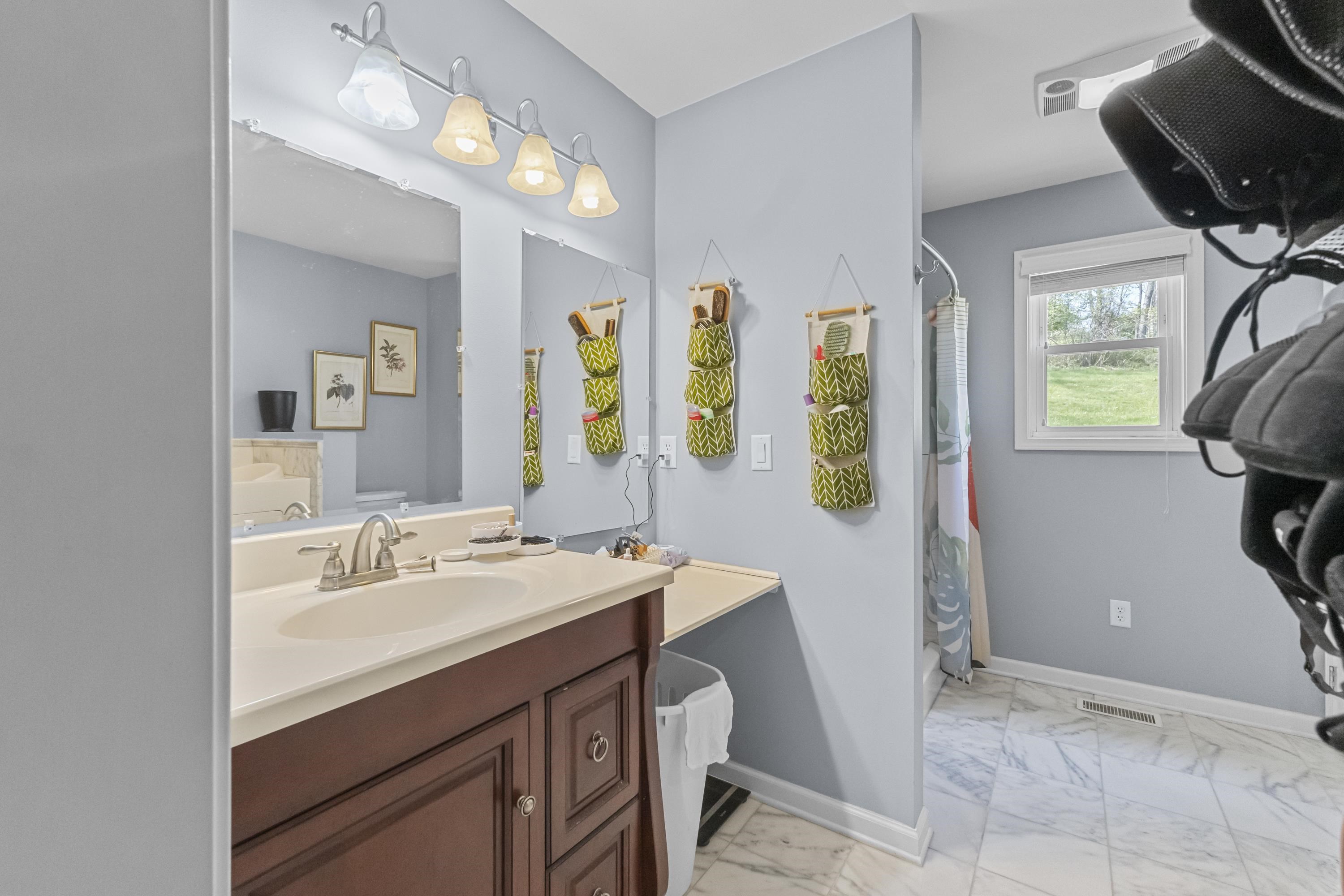 202 Erwin Road Ashland, KY 41101 - Photo 22 of 39