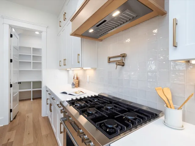 $960,000 | 535 B American Road, Nashville, TN 37209