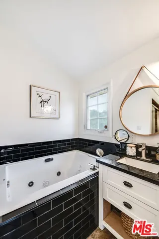 $1,650,000 | 4665 San Feliciano Drive, Woodland Hills, CA 91364