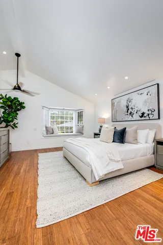 $1,650,000 | 4665 San Feliciano Drive, Woodland Hills, CA 91364