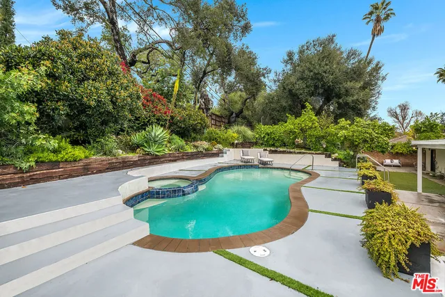 $1,650,000 | 4665 San Feliciano Drive, Woodland Hills, CA 91364