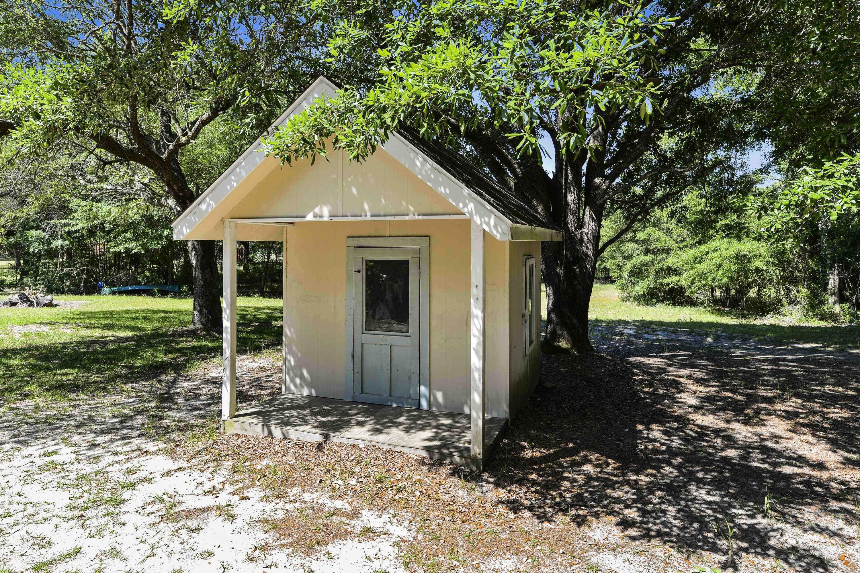 4201 Lake Wilma Road Moss Point, MS 39562 - Photo 20 of 25 028