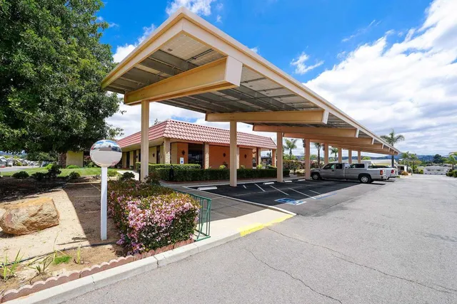 $179,000 | 1212 H Street, Unit 121, Ramona, CA 92065