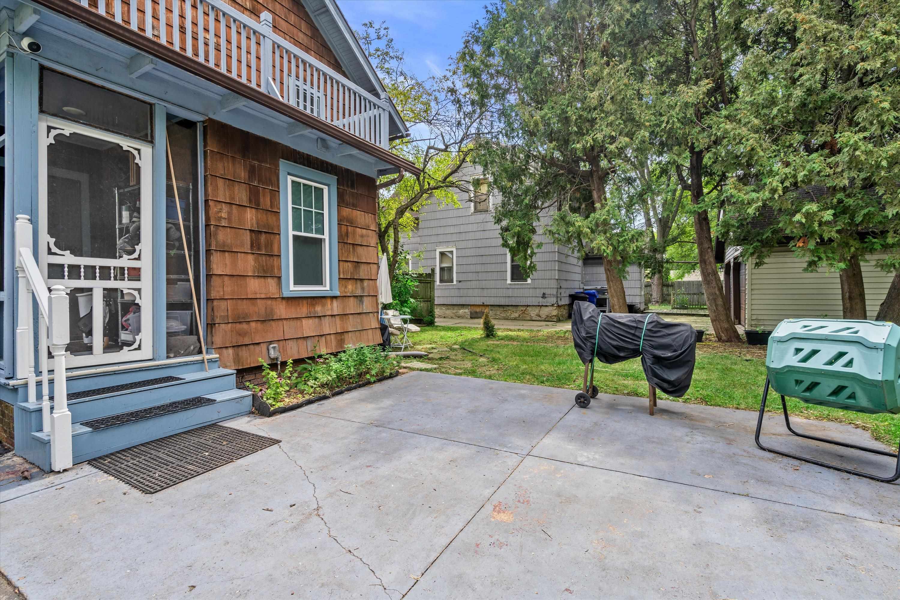 1729 North Oneida Street Appleton, WI 54911 - Photo 27 of 31 Gallery Image 27