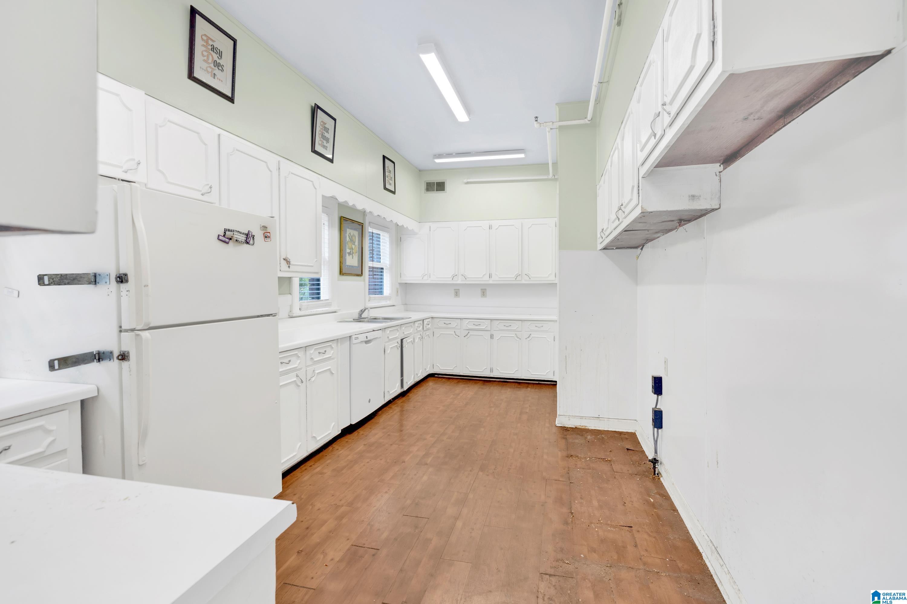 2772 Hanover Circle Birmingham, AL 35205 - Photo 13 of 56
