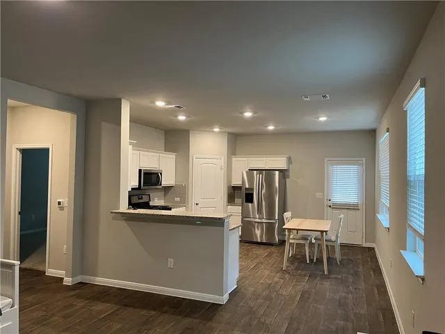 $2,050 | 14010 Levy Lane, Pflugerville, TX 78660