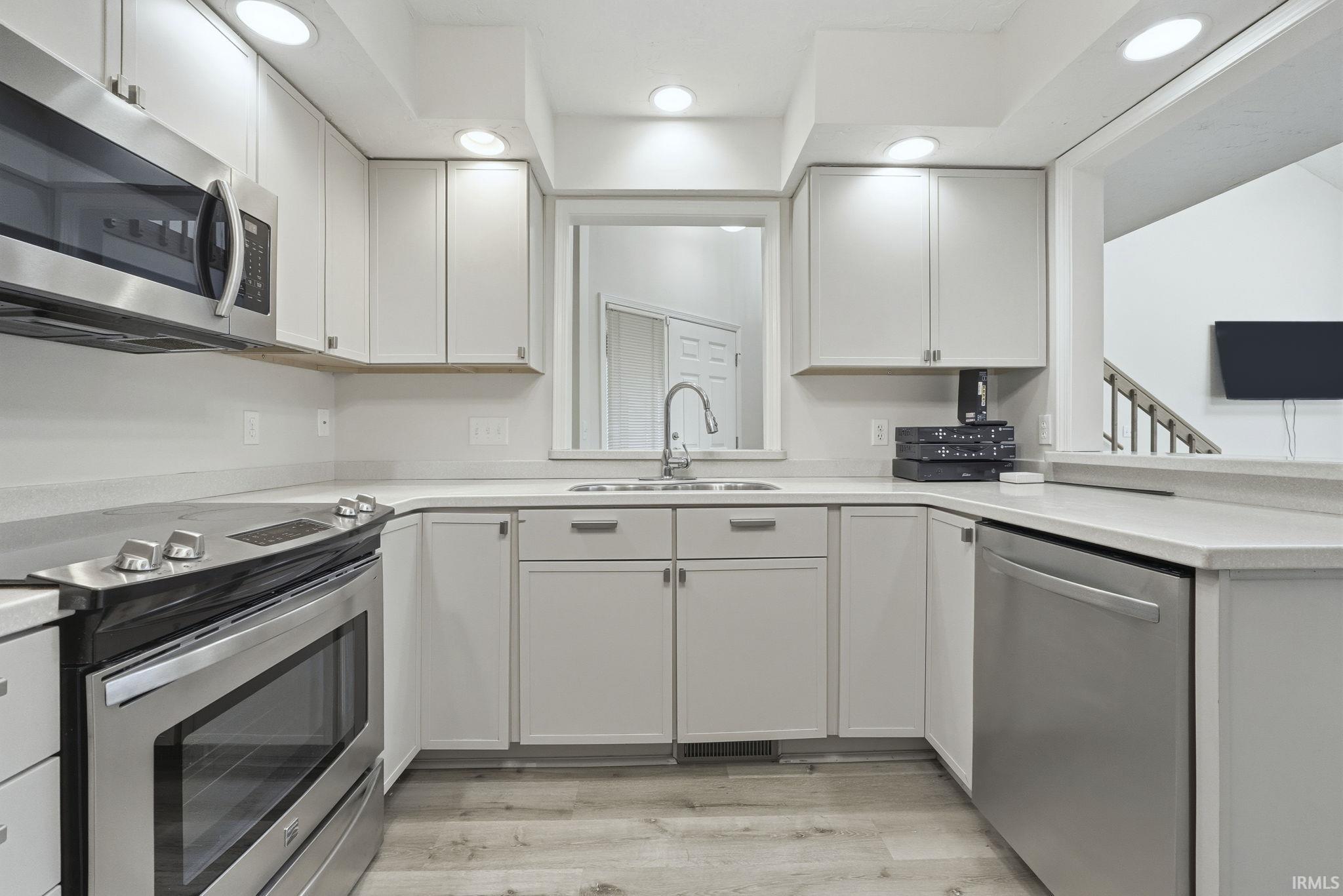 4428 Piazza Circle Fort Wayne, IN 46804 - Photo 11 of 36