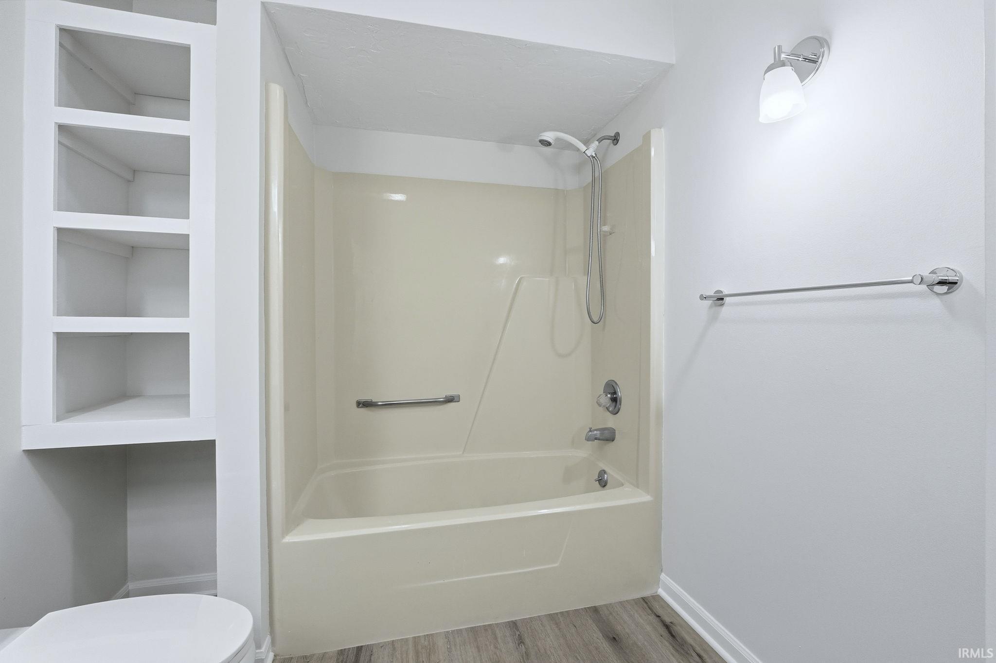 4428 Piazza Circle Fort Wayne, IN 46804 - Photo 17 of 36