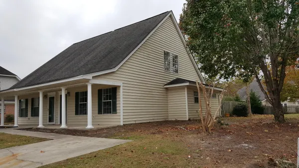 $2,400 | 1628 Baltusrol Lane, Mount Pleasant, SC 29466
