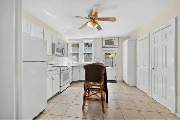 $875,000 | 105 8th Street, Unit 1, Hoboken, NJ 07030