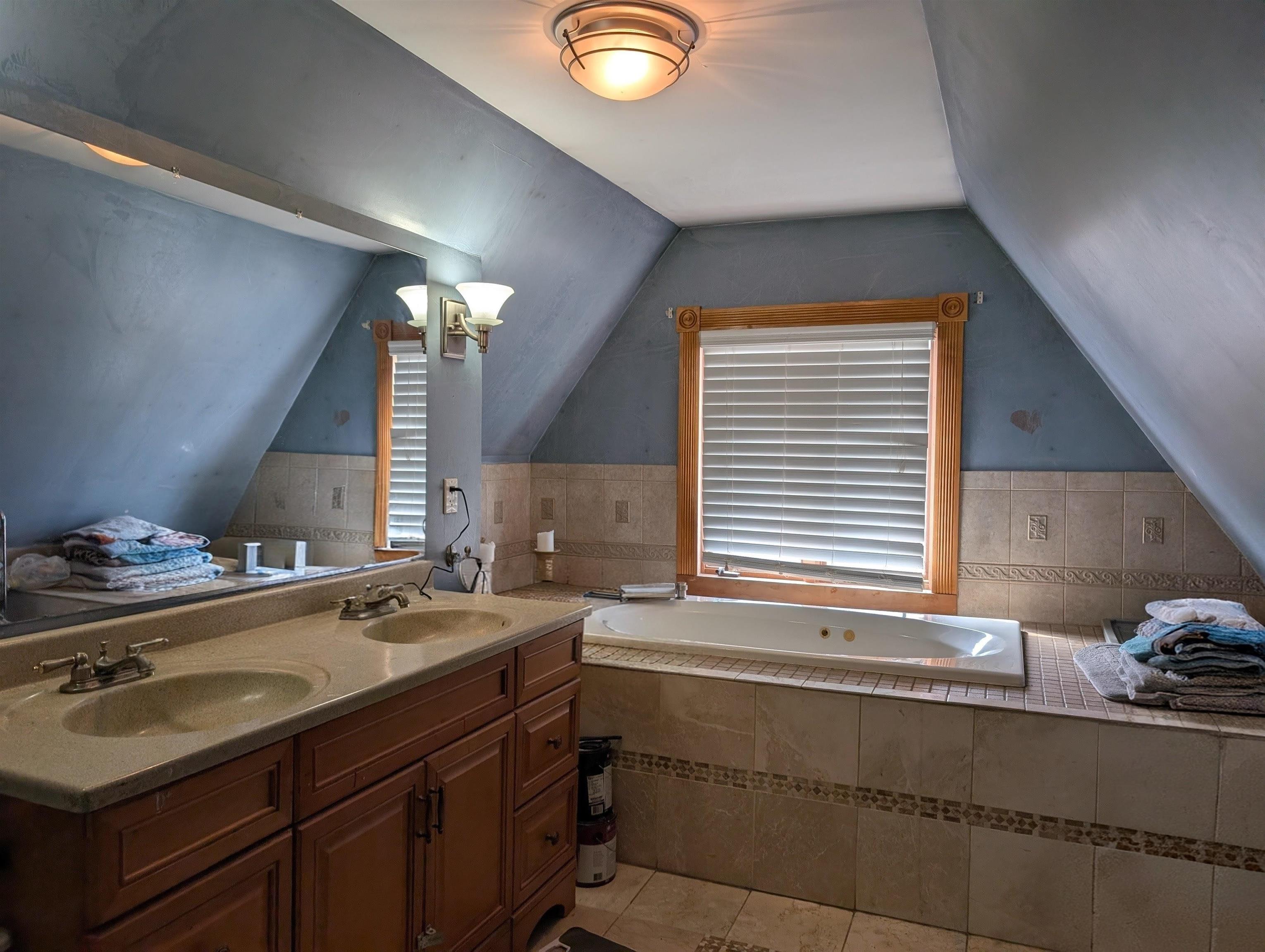 48 Grove Street Littleton, NH 03561 - Photo 20 of 32