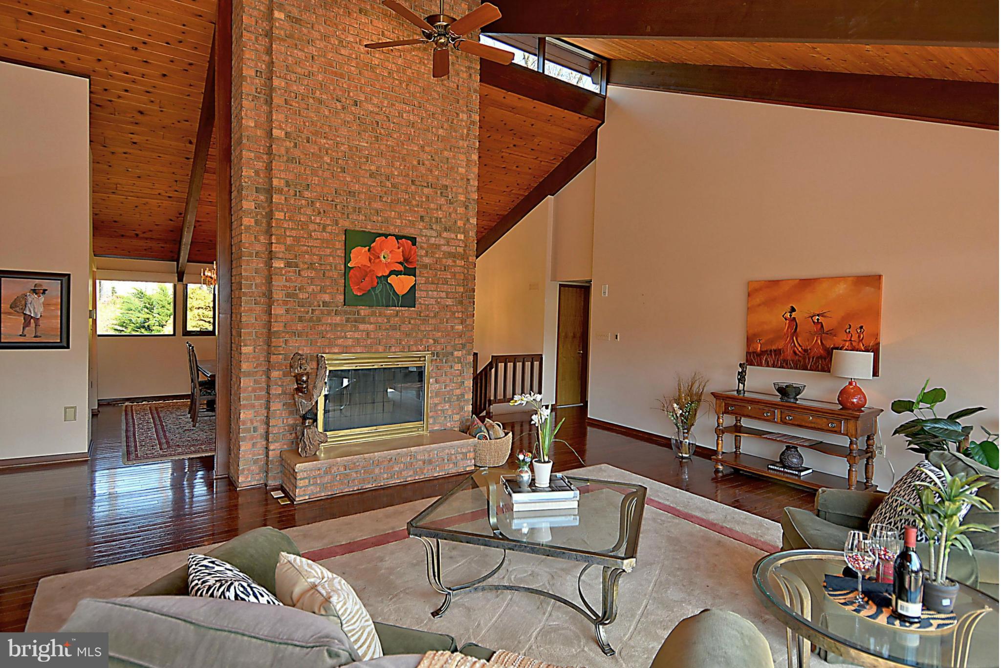 11569 Lake Newport Road Reston, VA 20194 - Photo 11 of 30 Living Room