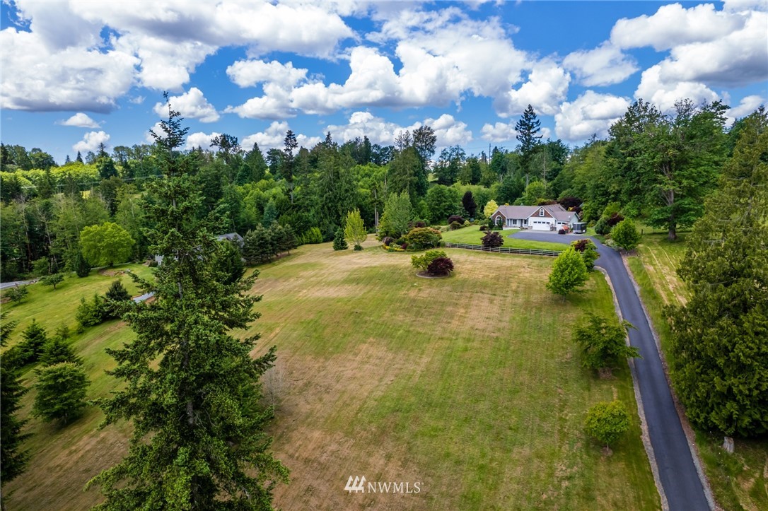 28112 Grandview Road Arlington, WA 98223 - Photo 4 of 40 Gallery Image 4