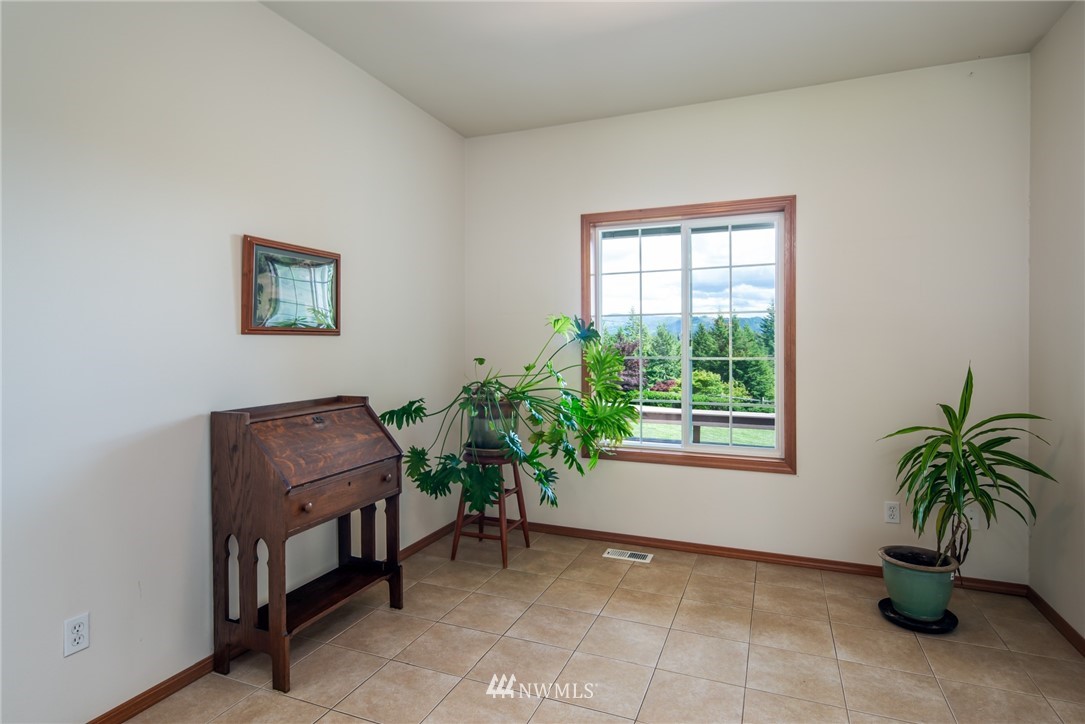 28112 Grandview Road Arlington, WA 98223 - Photo 37 of 40 Gallery Image 37