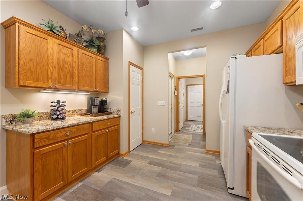 9264 Sharrott Road, Unit 1604 Youngstown, OH 44514 - Photo 14 of 29