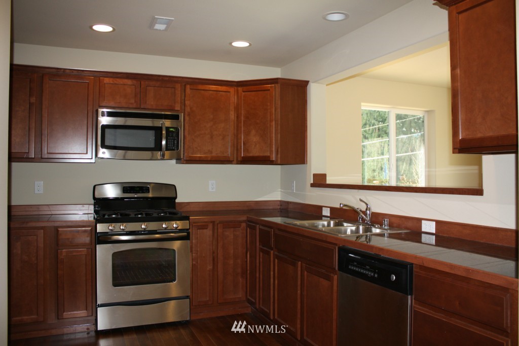 3404 181st Place Southeast Bothell, WA 98012 - Photo 2 of 8