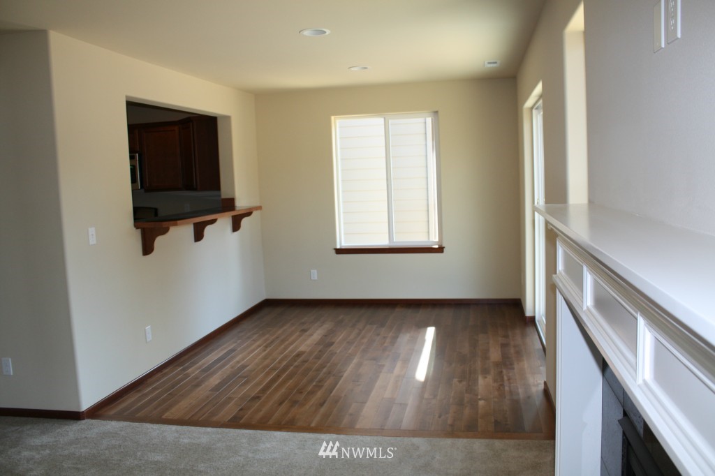3404 181st Place Southeast Bothell, WA 98012 - Photo 4 of 8